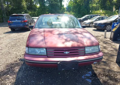 1992 Chevrolet Lumina из США, поврежденный, VIN 2G1WL54TXN9233232